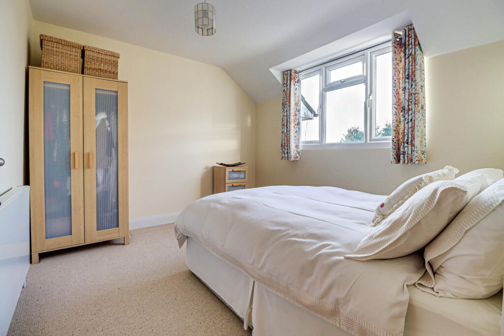 Additional property image - Noke Shot, Harpenden, Hertfordshire, AL5