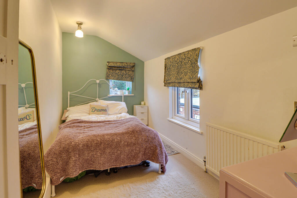 Additional property image - Harpenden Rise, Harpenden, AL5