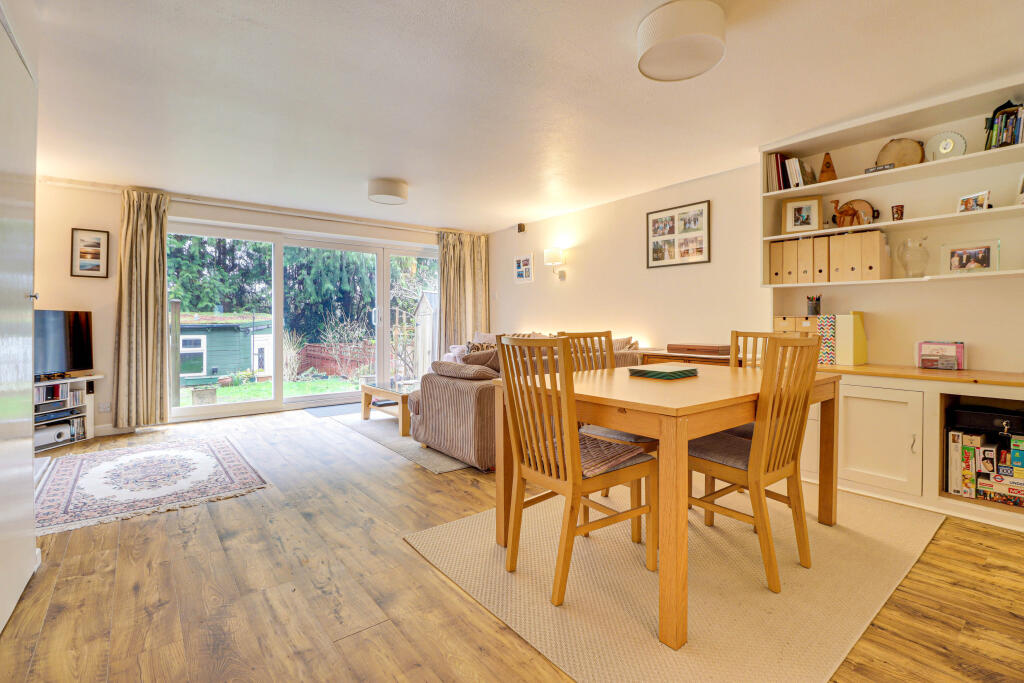 Additional property image - St. Martins Close, Harpenden, Hertfordshire, AL5