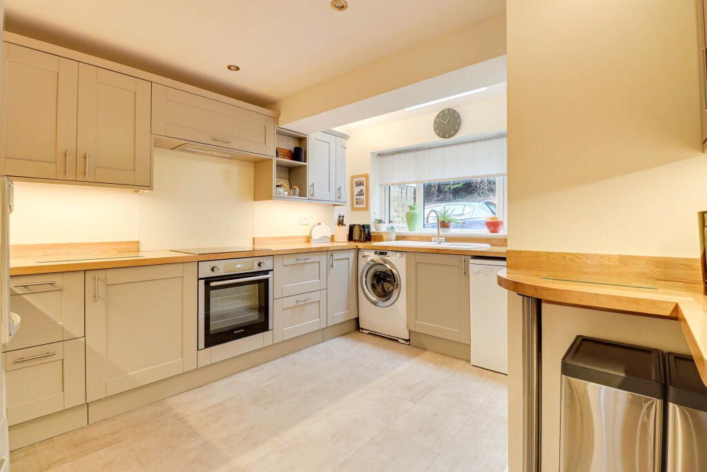 Additional property image - St. Martins Close, Harpenden, Hertfordshire, AL5