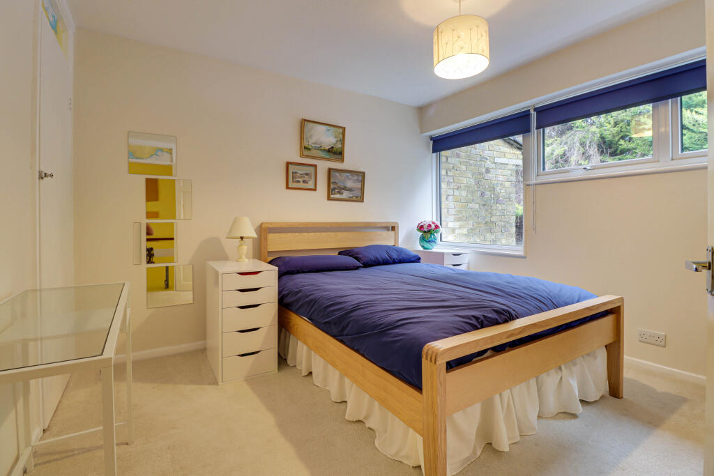 Additional property image - St. Martins Close, Harpenden, Hertfordshire, AL5