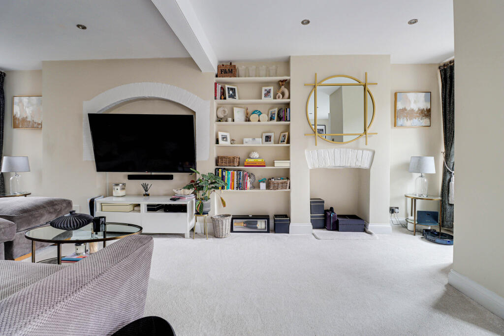 Additional property image - Cravells Road, Harpenden, AL5