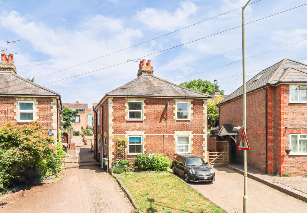 Main image of property: Lower Luton Road, Harpenden, Hertfordshire, AL5