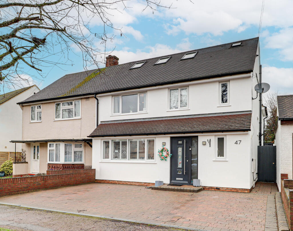 Main image of property: Grove Avenue, Harpenden, Hertfordshire, AL5