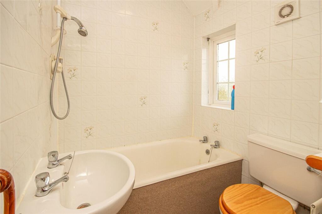 Additional property image - Station Road, Digswell, Welwyn, AL6