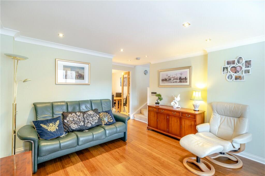 Additional property image - Daisy Drive, Hatfield, Hertfordshire, AL10
