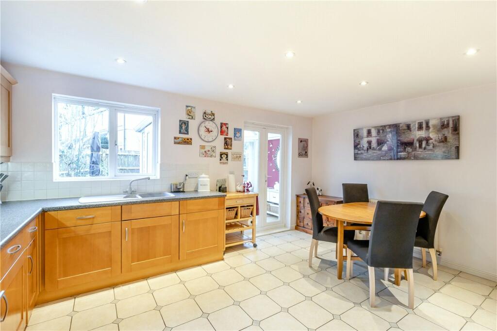 Additional property image - Daisy Drive, Hatfield, Hertfordshire, AL10