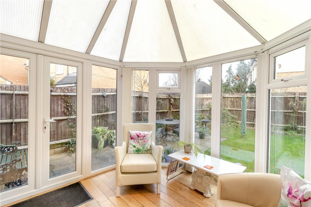 Additional property image - Daisy Drive, Hatfield, Hertfordshire, AL10