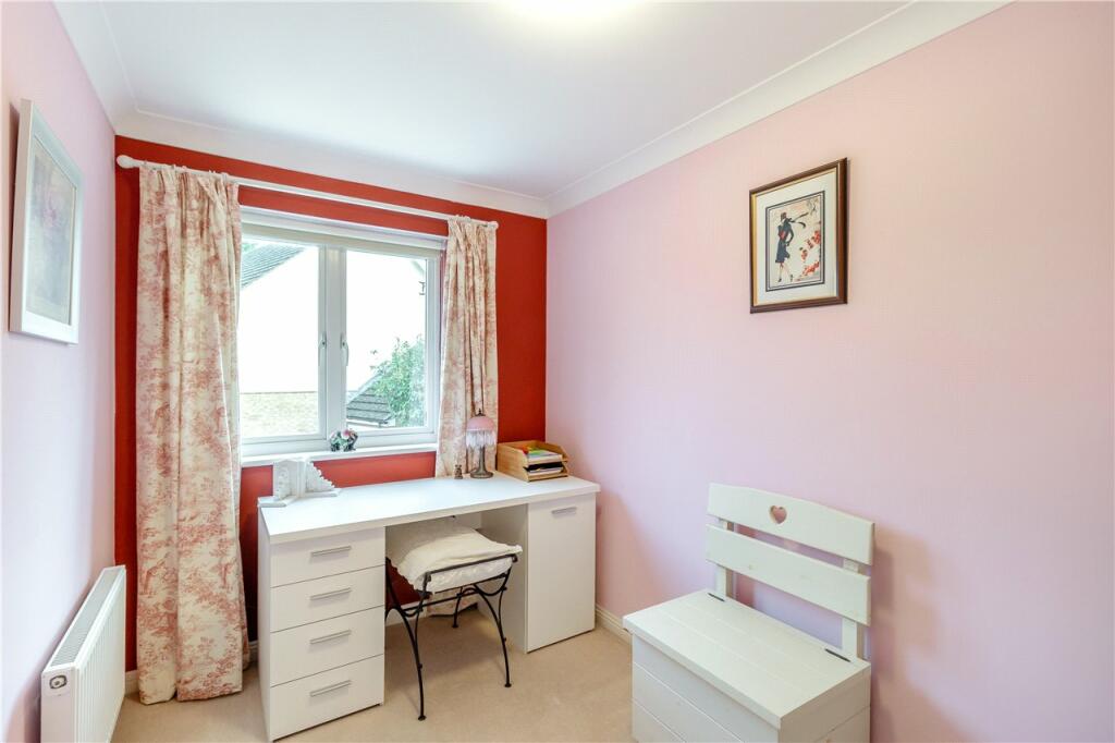 Additional property image - Daisy Drive, Hatfield, Hertfordshire, AL10
