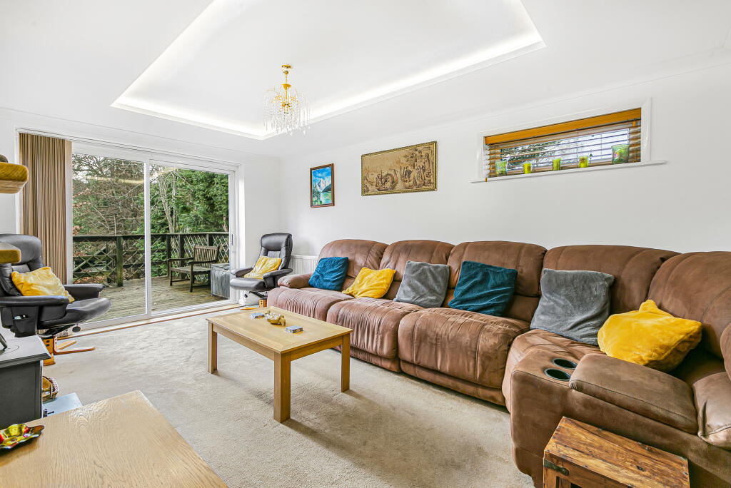 Additional property image - Robbery Bottom Lane, Welwyn, Hertfordshire, AL6