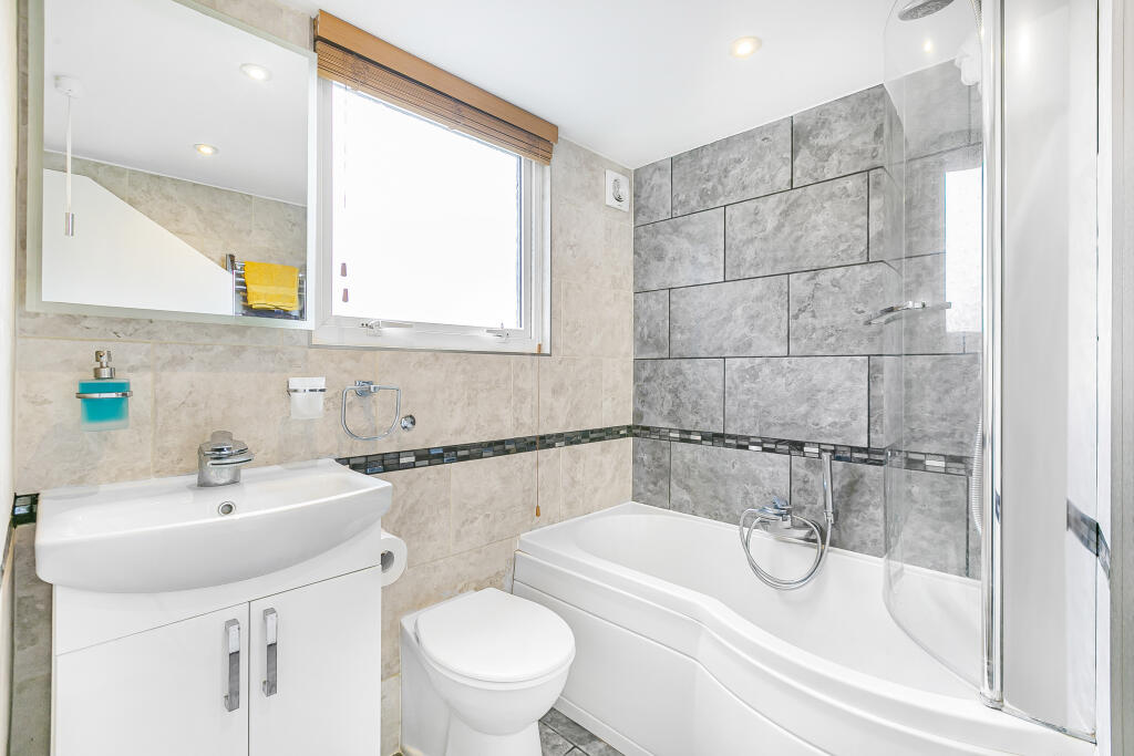 Additional property image - Robbery Bottom Lane, Welwyn, Hertfordshire, AL6
