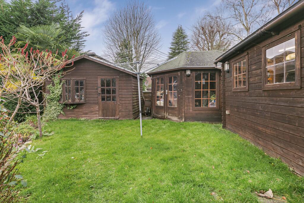 Additional property image - Robbery Bottom Lane, Welwyn, Hertfordshire, AL6