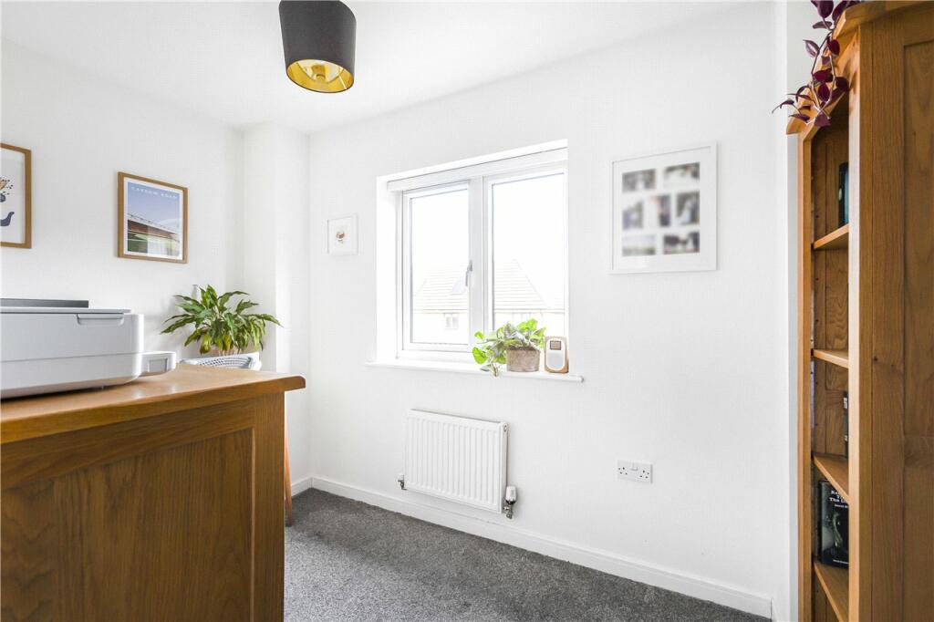 Additional property image - Henry Close, Welwyn Garden City, Hertfordshire, AL7