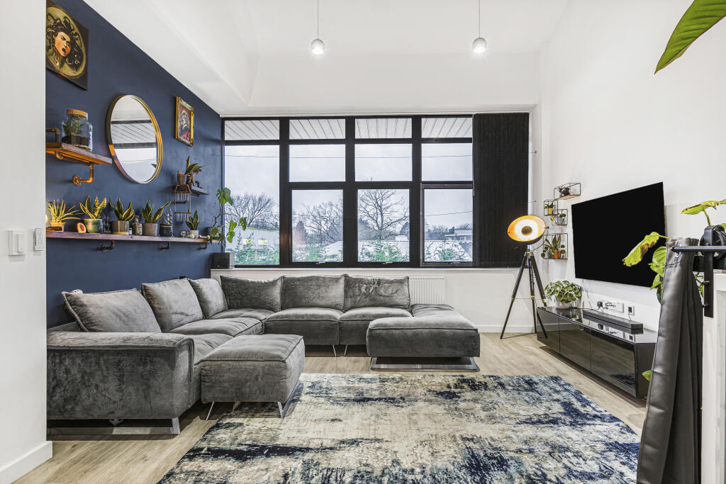 Additional property image - Mundells, Welwyn Garden City, AL7