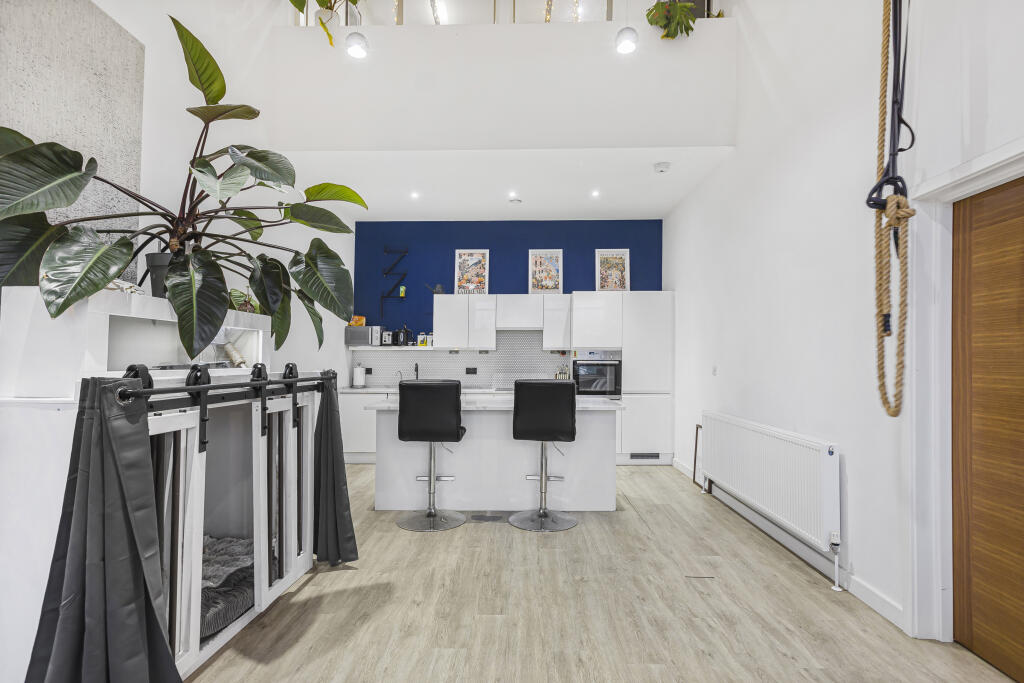 Additional property image - Mundells, Welwyn Garden City, AL7