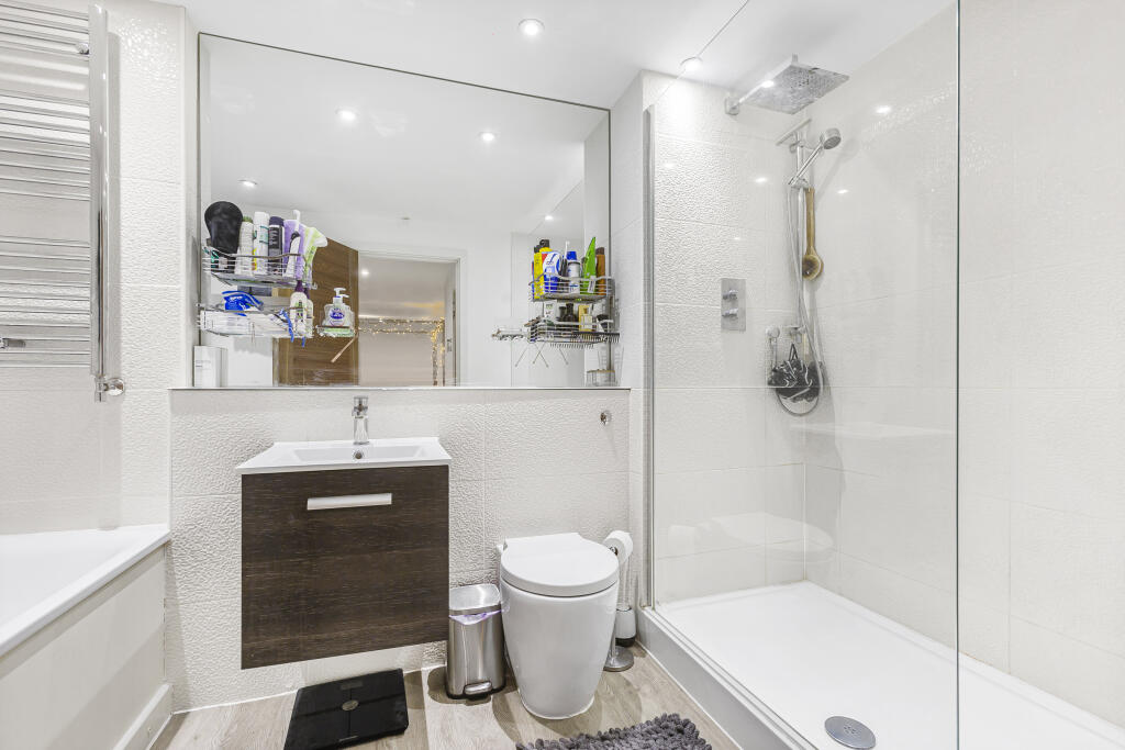 Additional property image - Mundells, Welwyn Garden City, AL7