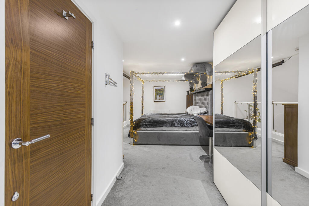 Additional property image - Mundells, Welwyn Garden City, AL7
