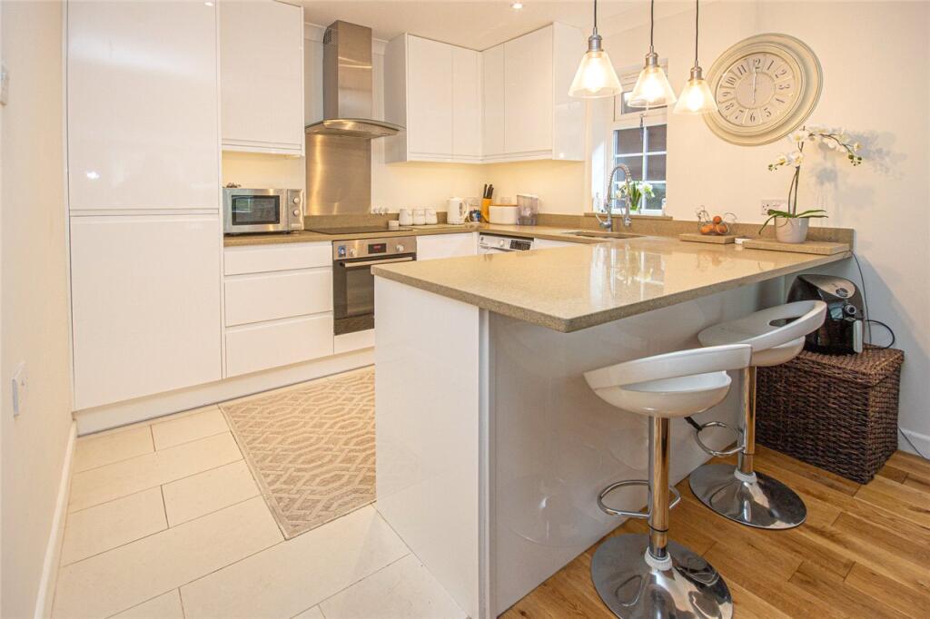 Additional property image - Perrywood, Walden Road, Welwyn Garden City, AL8