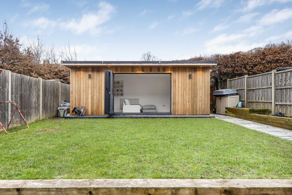 Additional property image - Oakdale, Welwyn Garden City, AL8