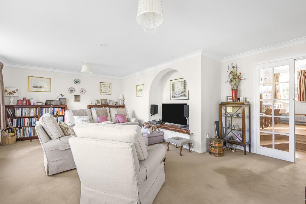 Additional property image - Elm Gardens, Welwyn Garden City, Hertfordshire, AL8