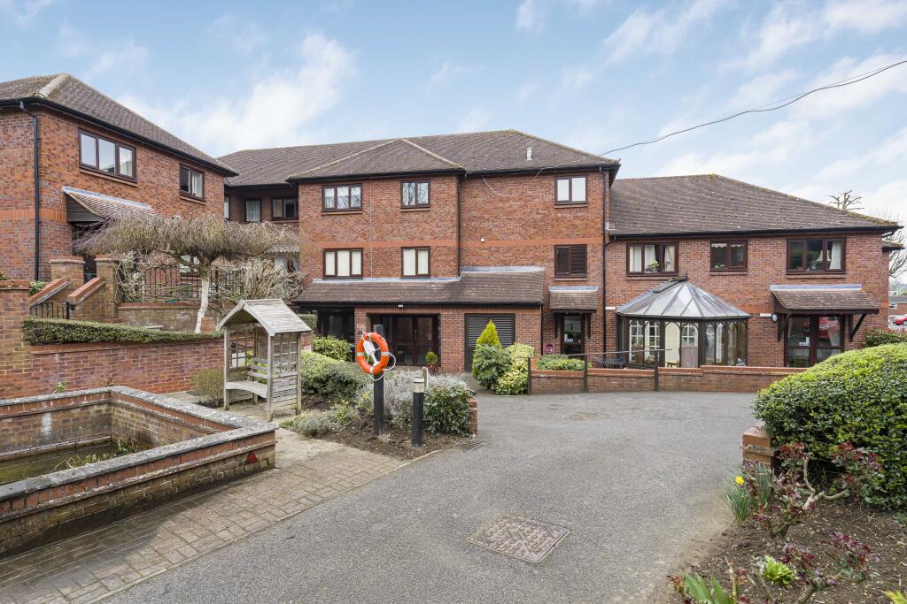 Main image of property: The Ridgeway, Codicote, SG4 8YY