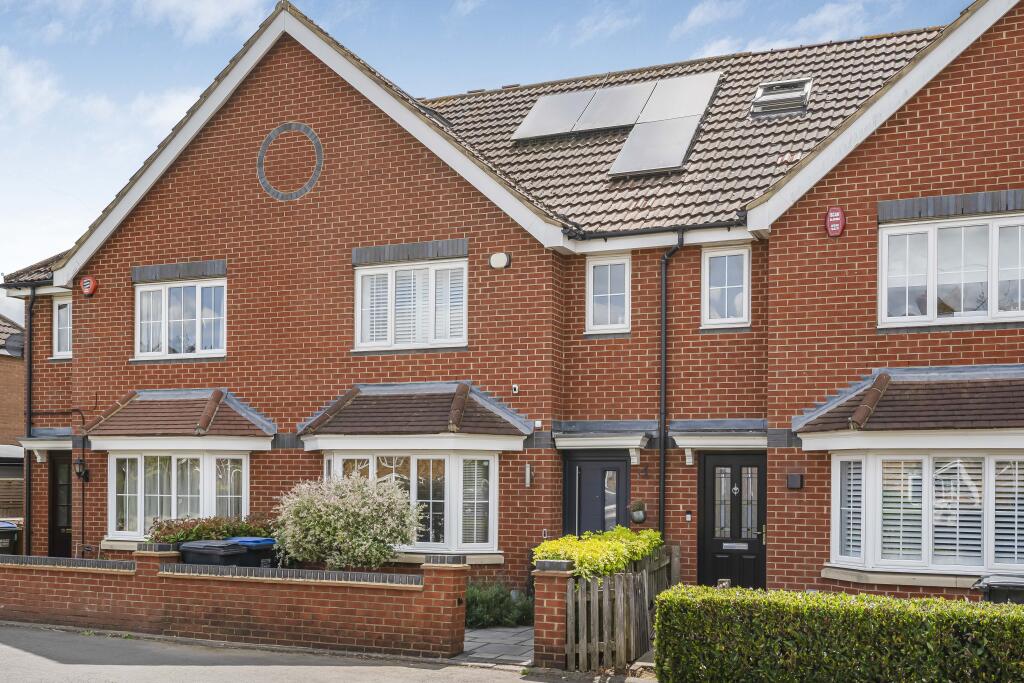 Main image of property: Twelve Acres, Welwyn Garden City, Hertfordshire, AL7