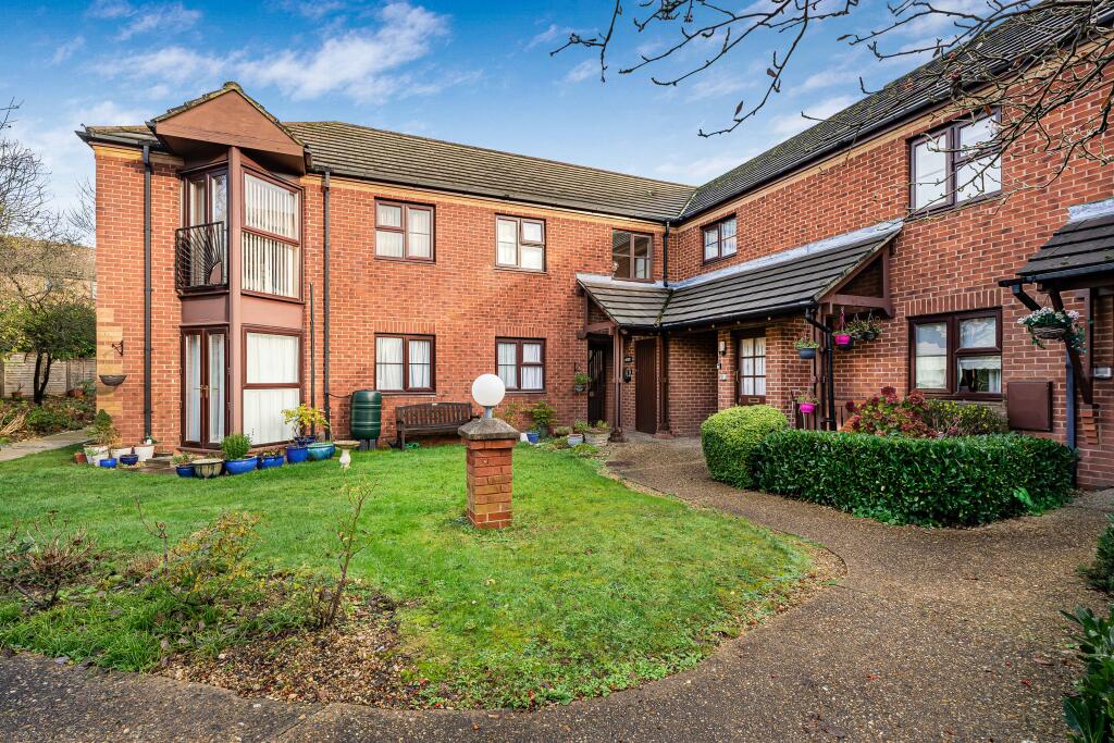 Main image of property: Roseacre Gardens, Welwyn Garden City, AL7