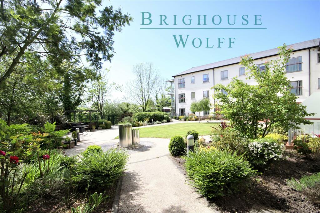 2 bedroom flat for sale in Aughton Street, Ormskirk, L39