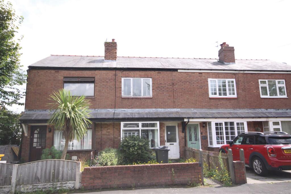 2 bedroom terraced house for sale in Middlewood Road, Aughton, Ormskirk