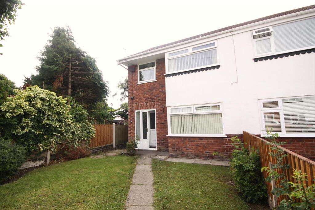 Main image of property: Moss View, Maghull, Liverpool