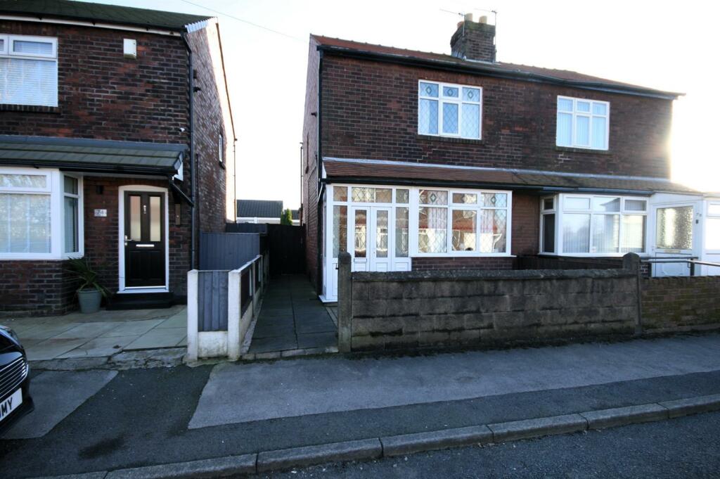 2 bedroom semidetached house for sale in Welbourne, Old Skelmersdale, WN8