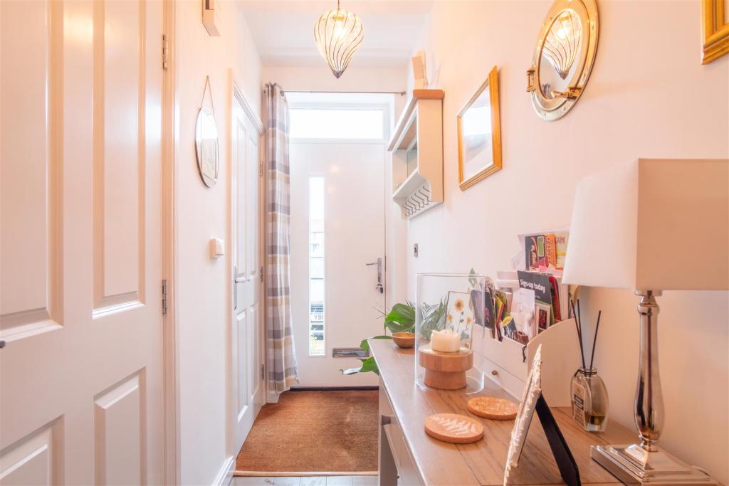 2 bedroom terraced house for sale in Mostyn House, Parkgate, Neston, CH64