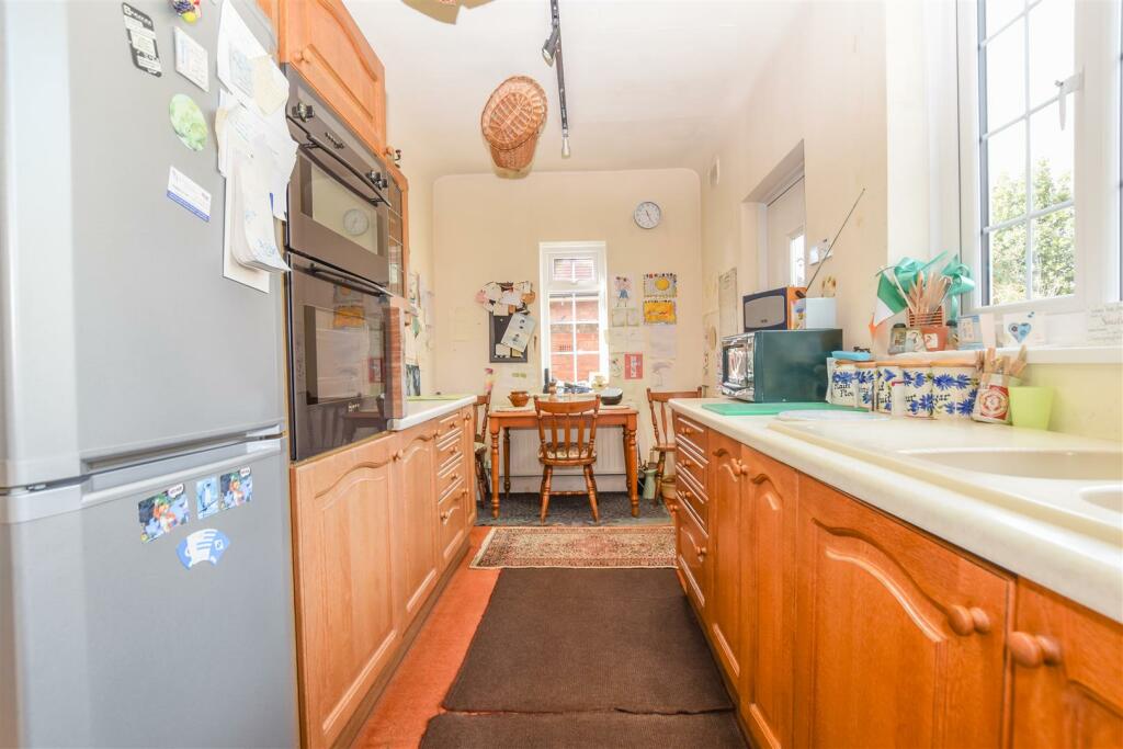 3 bedroom detached house for sale in Chantry Walk, Heswall, Wirral, CH60