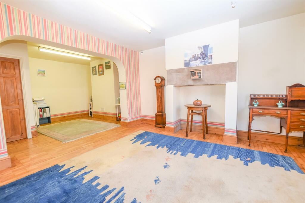 Additional property image - Parkgate Road, Neston