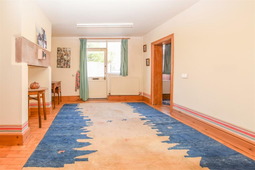 Additional property image - Parkgate Road, Neston