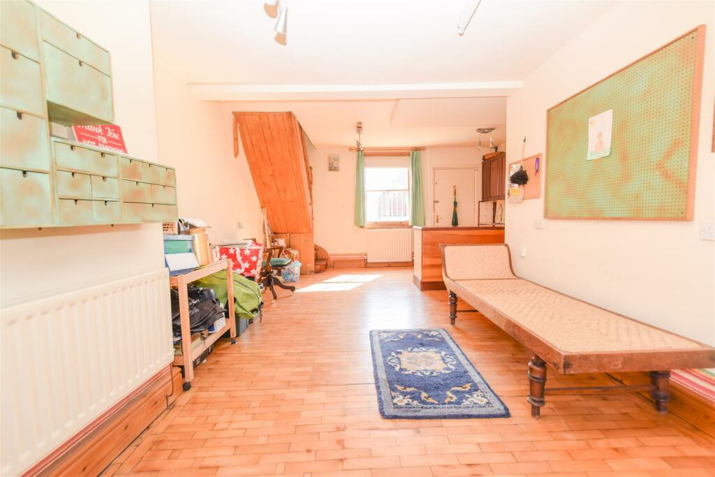 Additional property image - Parkgate Road, Neston