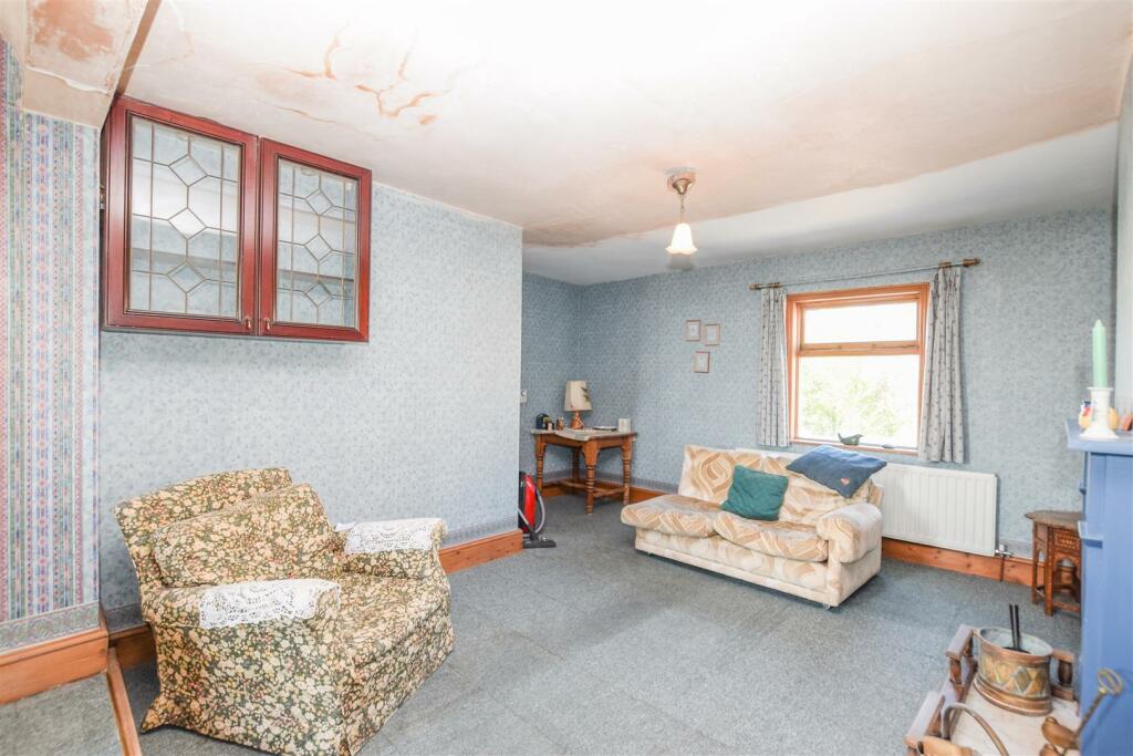 Additional property image - Parkgate Road, Neston