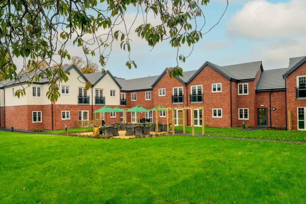 Additional property image - Symonds Grange, Hooton Road, Willaston, Neston