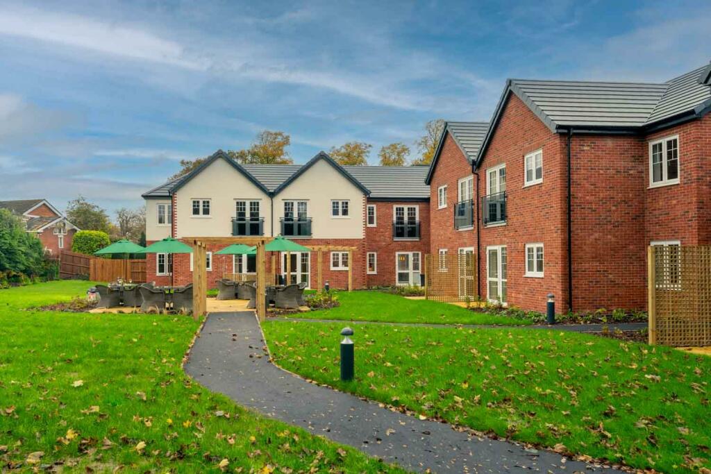 Additional property image - Symonds Grange, Hooton Road, Willaston, Neston