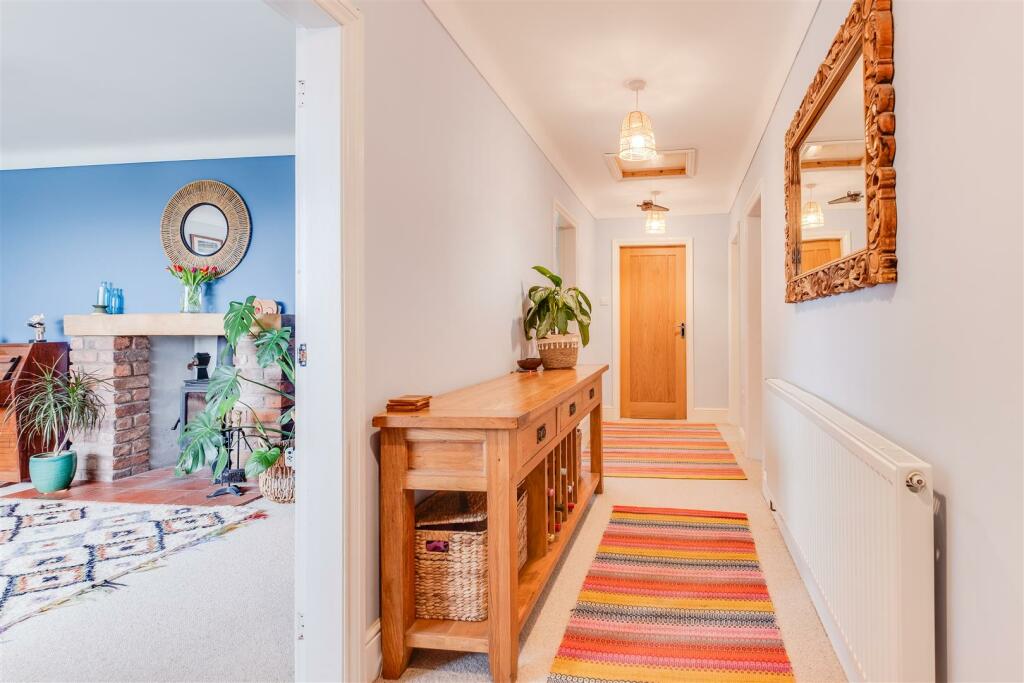 Additional property image - Dunraven Road, Little Neston, Neston