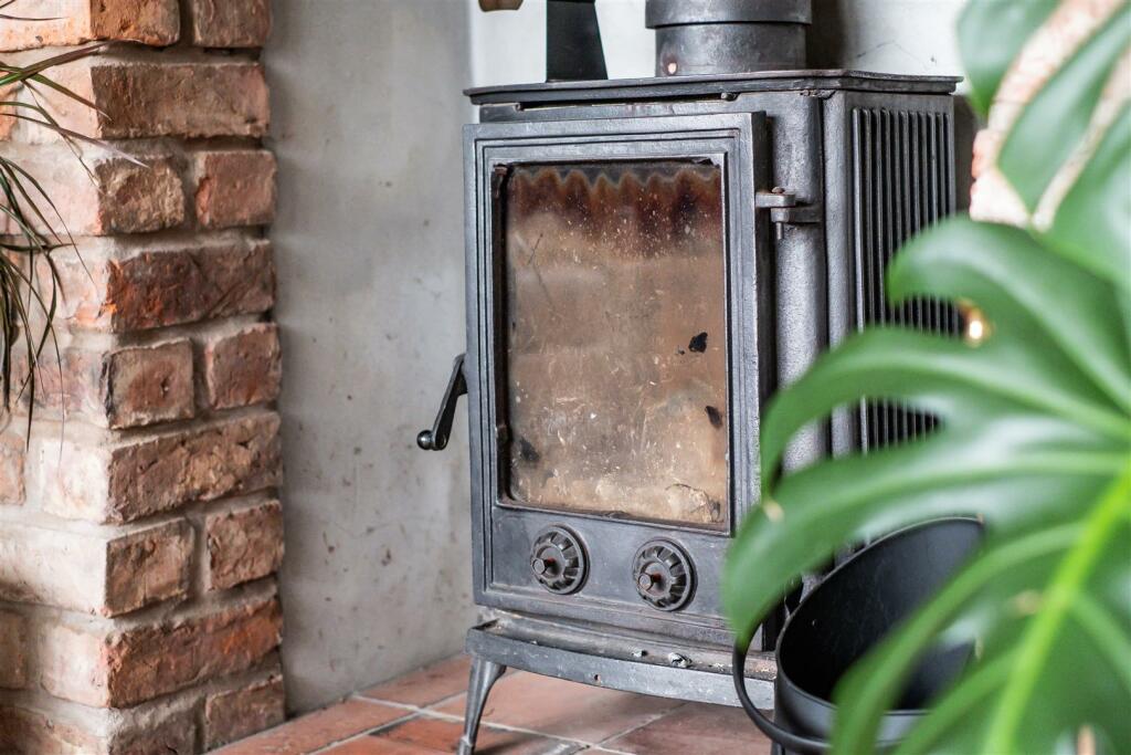 Additional property image - Dunraven Road, Little Neston, Neston