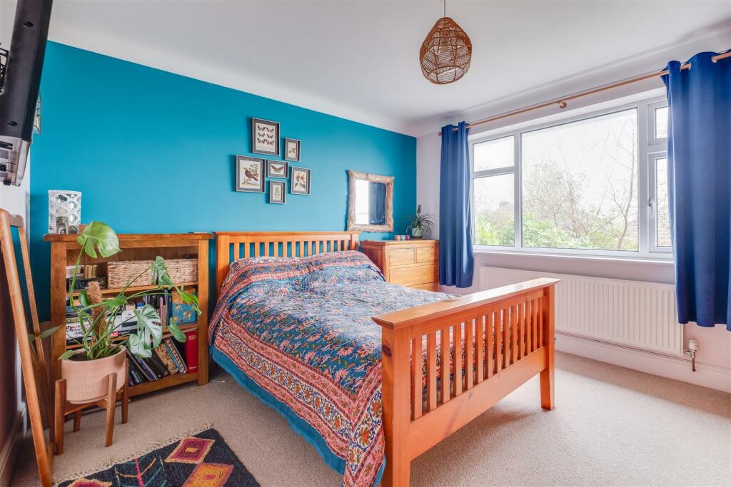 Additional property image - Dunraven Road, Little Neston, Neston