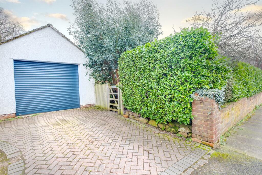 Additional property image - Dunraven Road, Little Neston, Neston