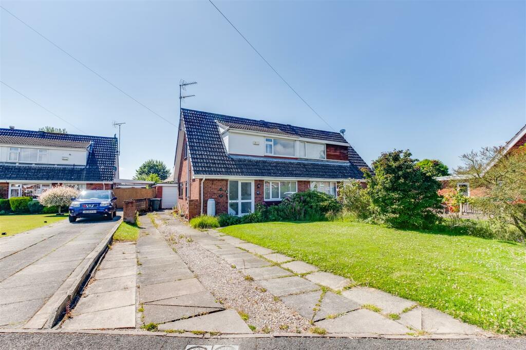 3 bedroom semidetached house for sale in Rockfarm Drive, Little Neston