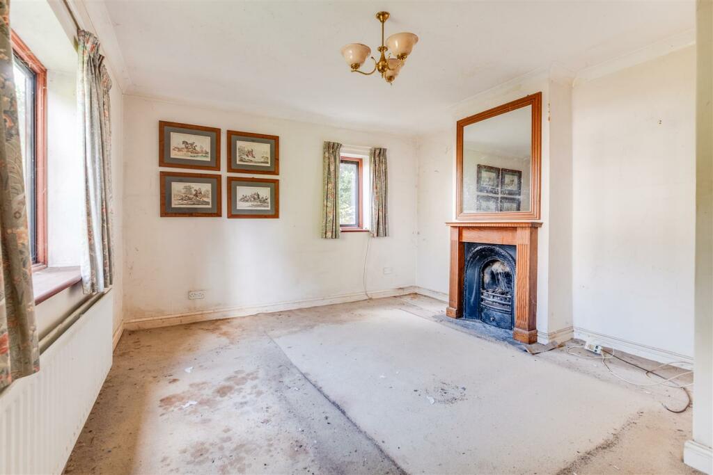 Additional property image - Neston Road, Willaston, Neston