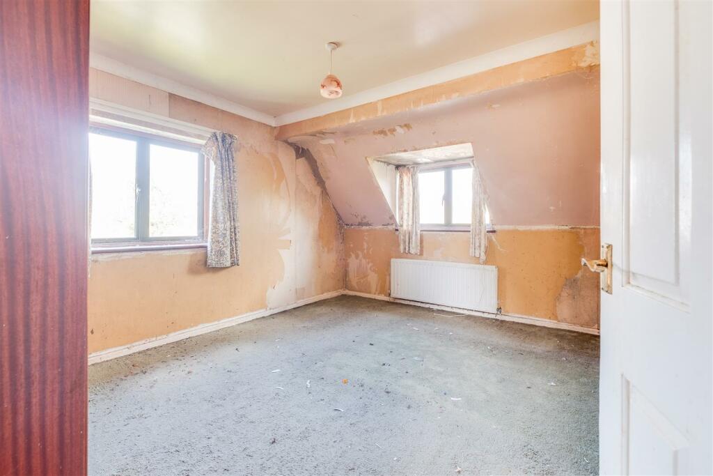 Additional property image - Neston Road, Willaston, Neston