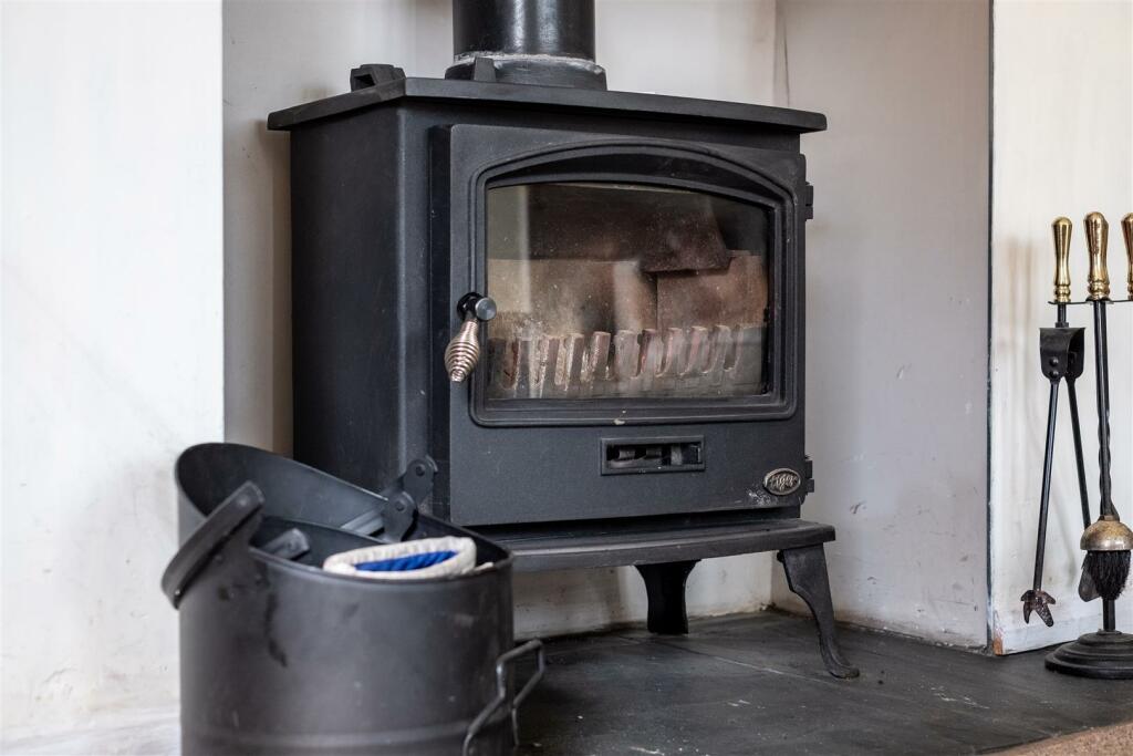 Additional property image - Mudhouse Lane, Burton