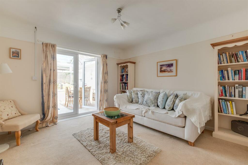 Additional property image - Mudhouse Lane, Burton