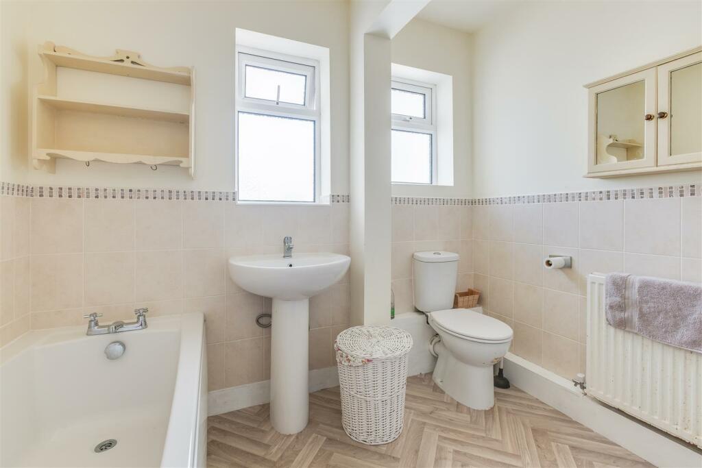 Additional property image - Mudhouse Lane, Burton