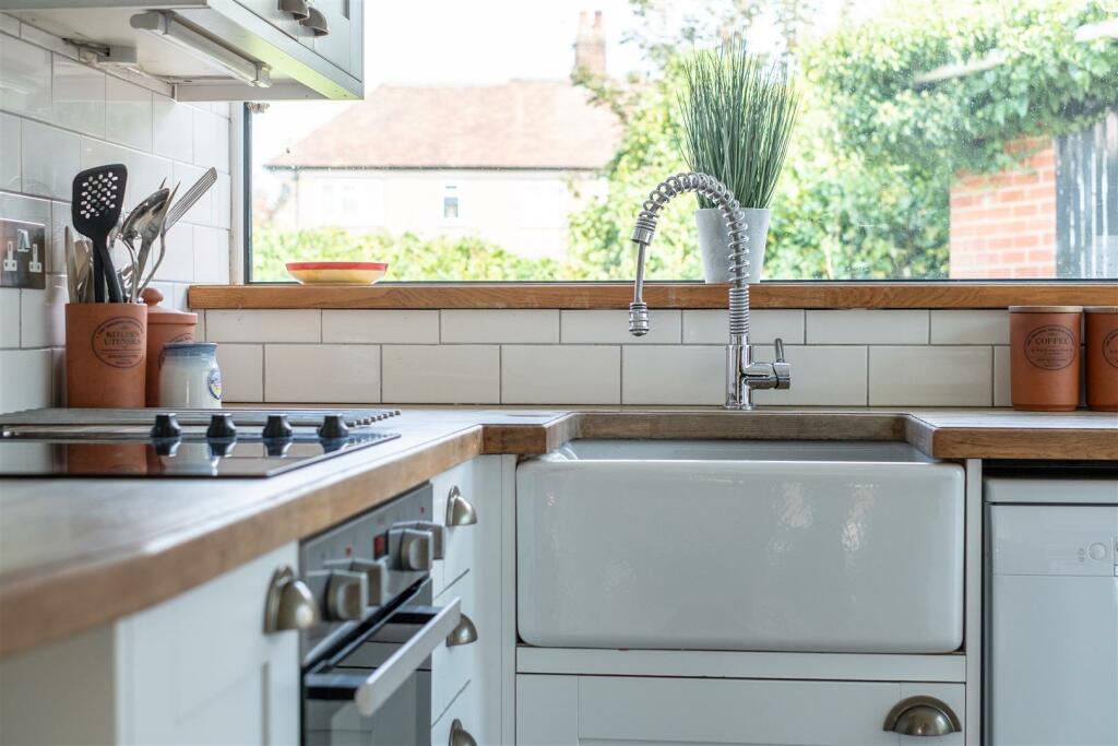 Additional property image - Victoria Road, Little Neston, NESTON